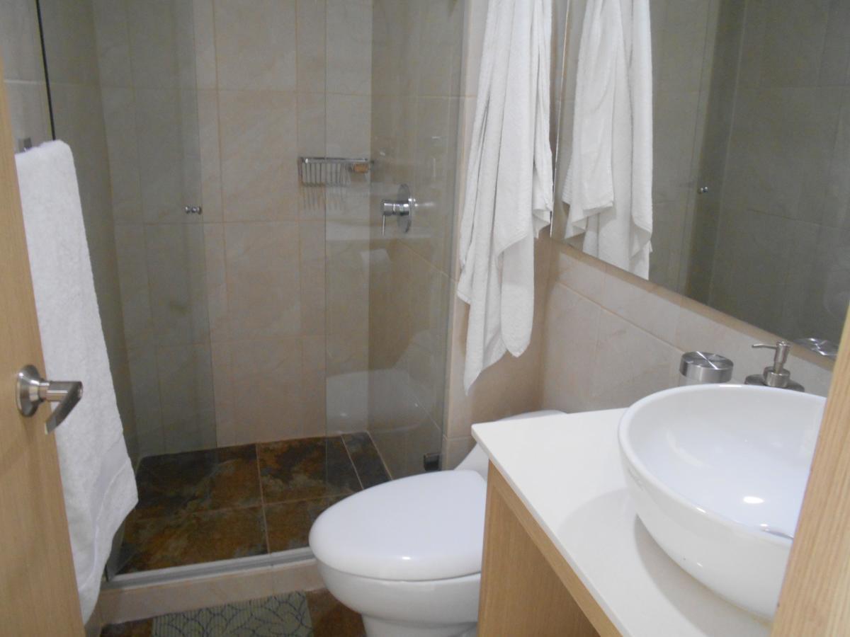 Apartasuites Av Medellin Bagian luar foto